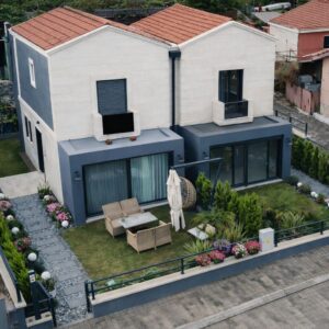 Eski Foça'da Deniz Manzaralı Ultra Lux 2+1 Müstakil Bahçeli Dubleks