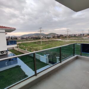 Eski Foça Bağarasında Kiralık 2+1 Daire - Merkezi Konum